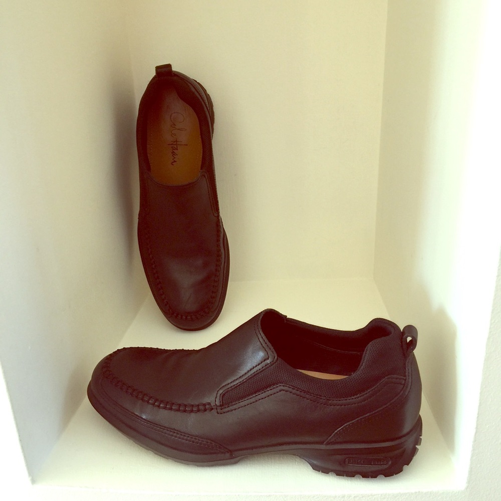 MEN’S COLE HAAN BLACK SLIPONS